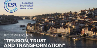 Ein Bild von Porto, Portugal, aufgenommen am Fluss Douro bei Sonnenuntergang. Oben links befindet sich das Logo der "European Sociological Association" (ESA). Darunter steht der Text: "16th Conference 'Tension, Trust and Transformation' 27-30 August 2024, Porto, Portugal"