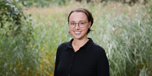 Portrait Holly Patch
